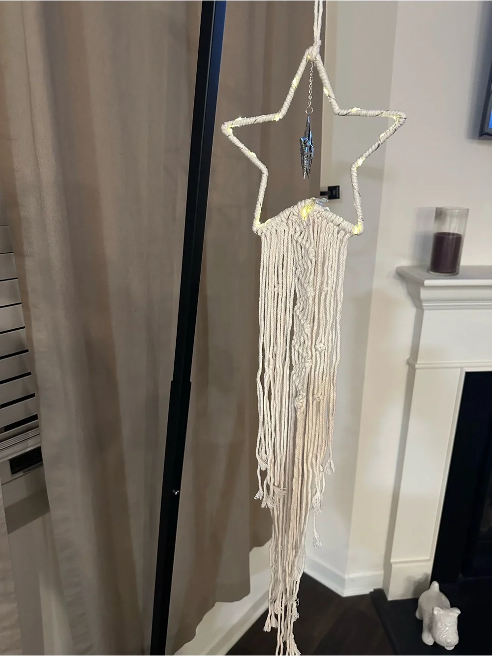 & Other Stories Cream Star Macramé Wall Hanging